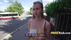 Abspielen Heißes Babe im Sommerkleid bekommt Hardcore für Bargeld