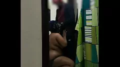 চালান হ্যাং ইন্ডিয়ান ডেলিভারি বয় শৃঙ্গাকার গ্রাহকের দ্বারা তার ডিক চুষে নেয়