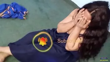 Putar Kanada erotis hot ibu tertangkap saat membersihkan kamar sambil menari nacked buatan sendiri,