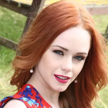 Pornostar Ella Hughes