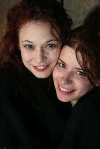 Pornostar Red Twins